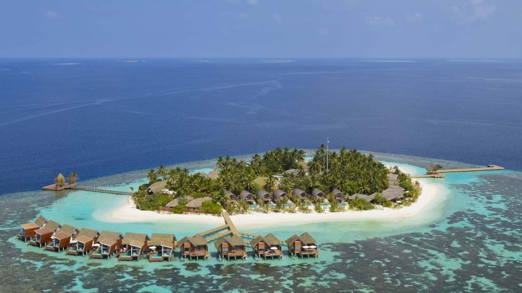 Exploring the Untouched Beauty of the Maldives: A Unique Island Hopping Experience